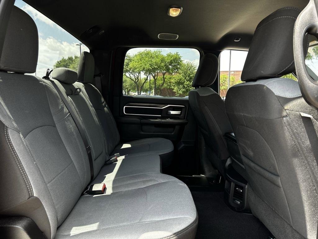 RAM 2500 Tradesman Crew Cab SWB 4WD 2024