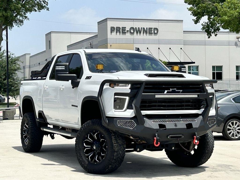 Chevrolet Silverado 2500HD LT Crew Cab Long Box 4WD 2024