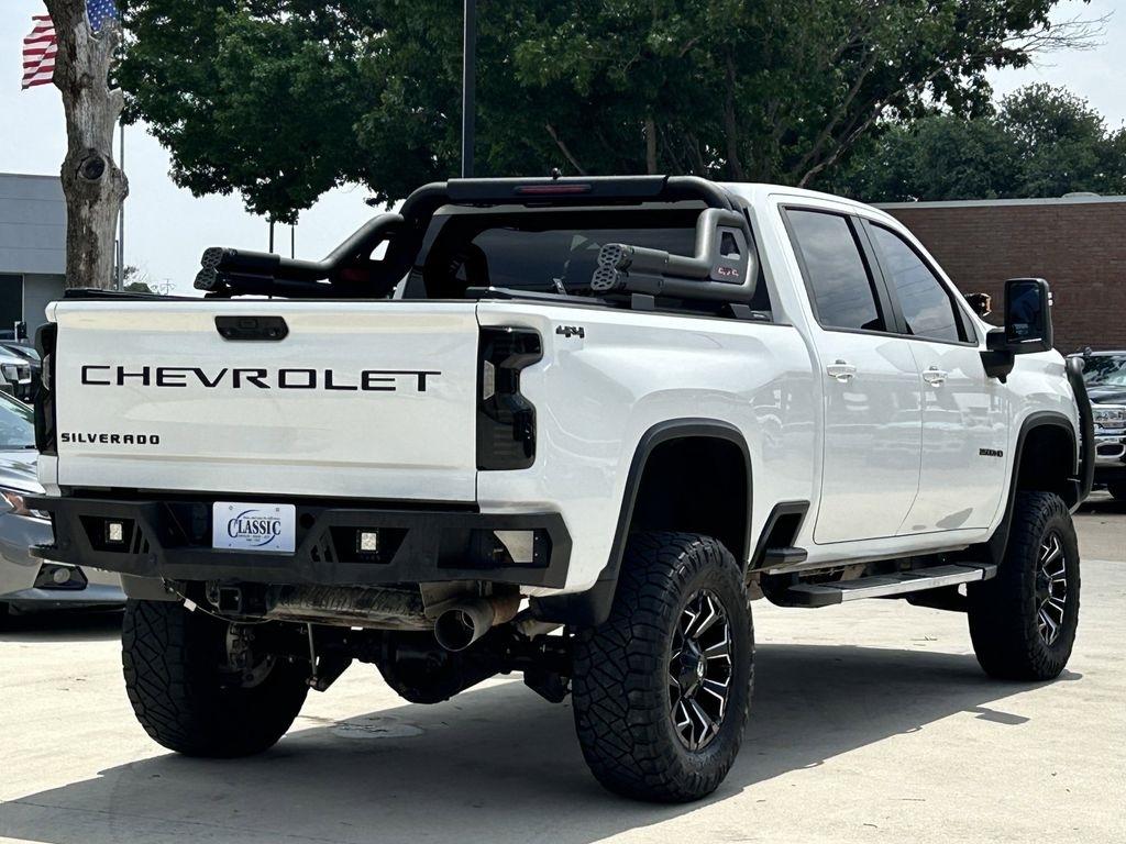 Chevrolet Silverado 2500HD LT Crew Cab Long Box 4WD 2024
