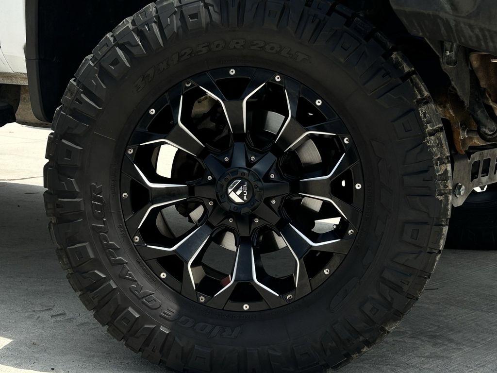 Chevrolet Silverado 2500HD LT Crew Cab Long Box 4WD 2024