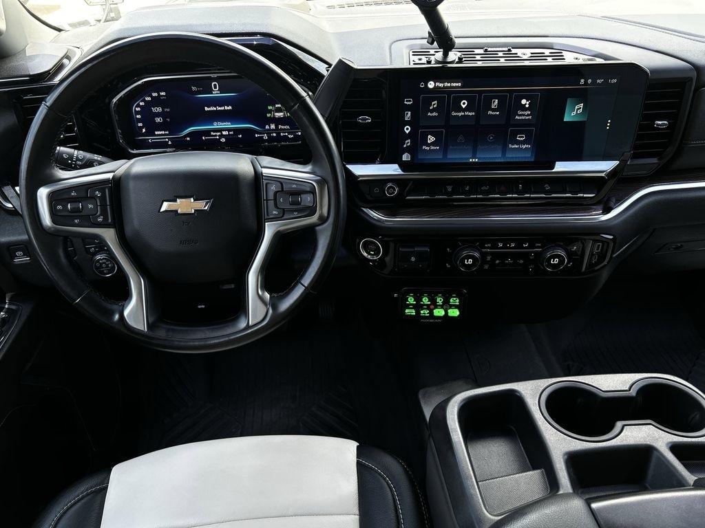 Chevrolet Silverado 2500HD LT Crew Cab Long Box 4WD 2024