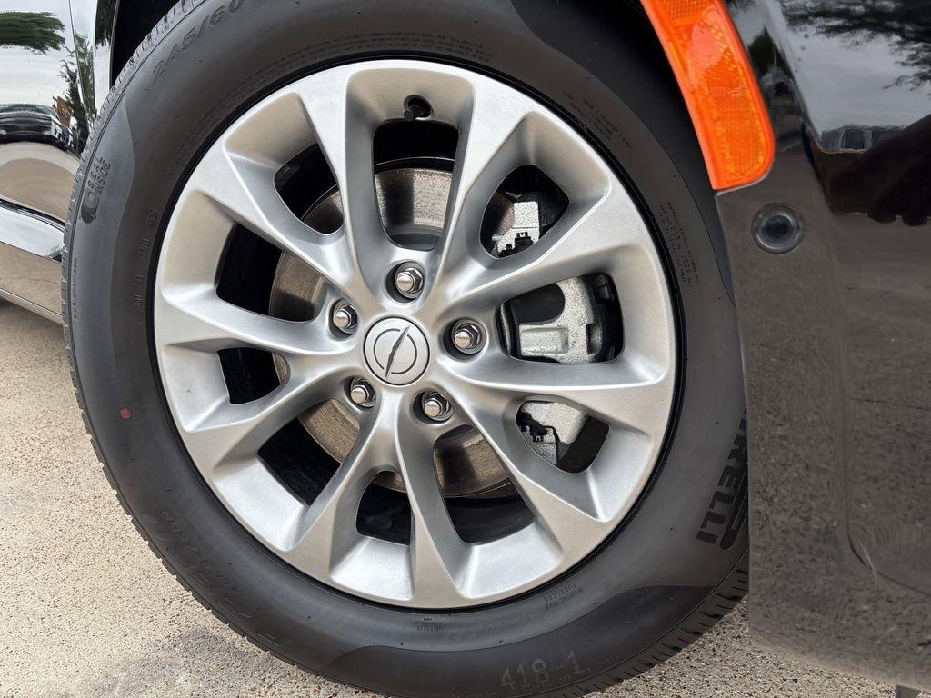 Chrysler Pacifica Limited 2026