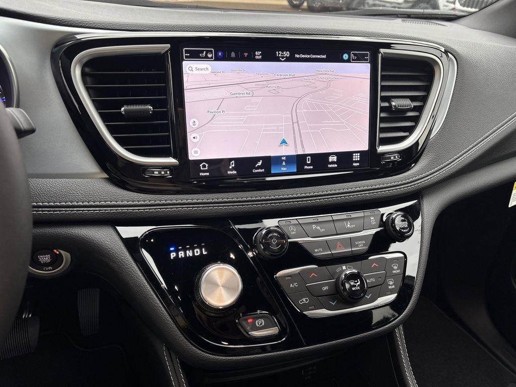Chrysler Pacifica Limited 2026