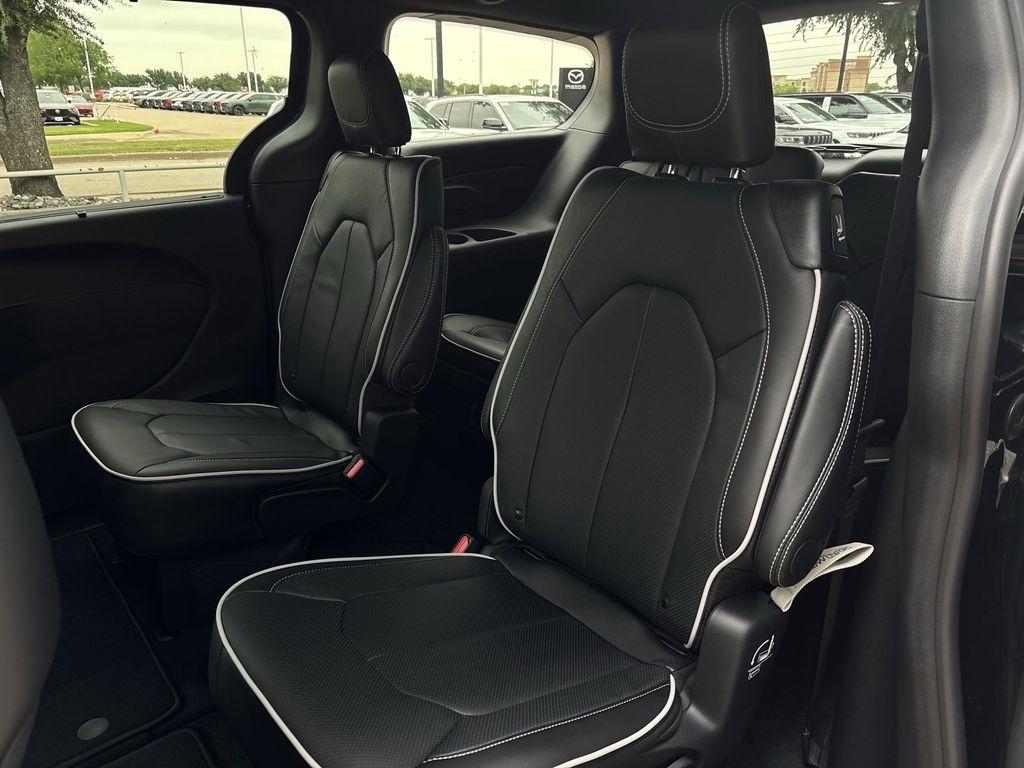 Chrysler Pacifica Limited 2026