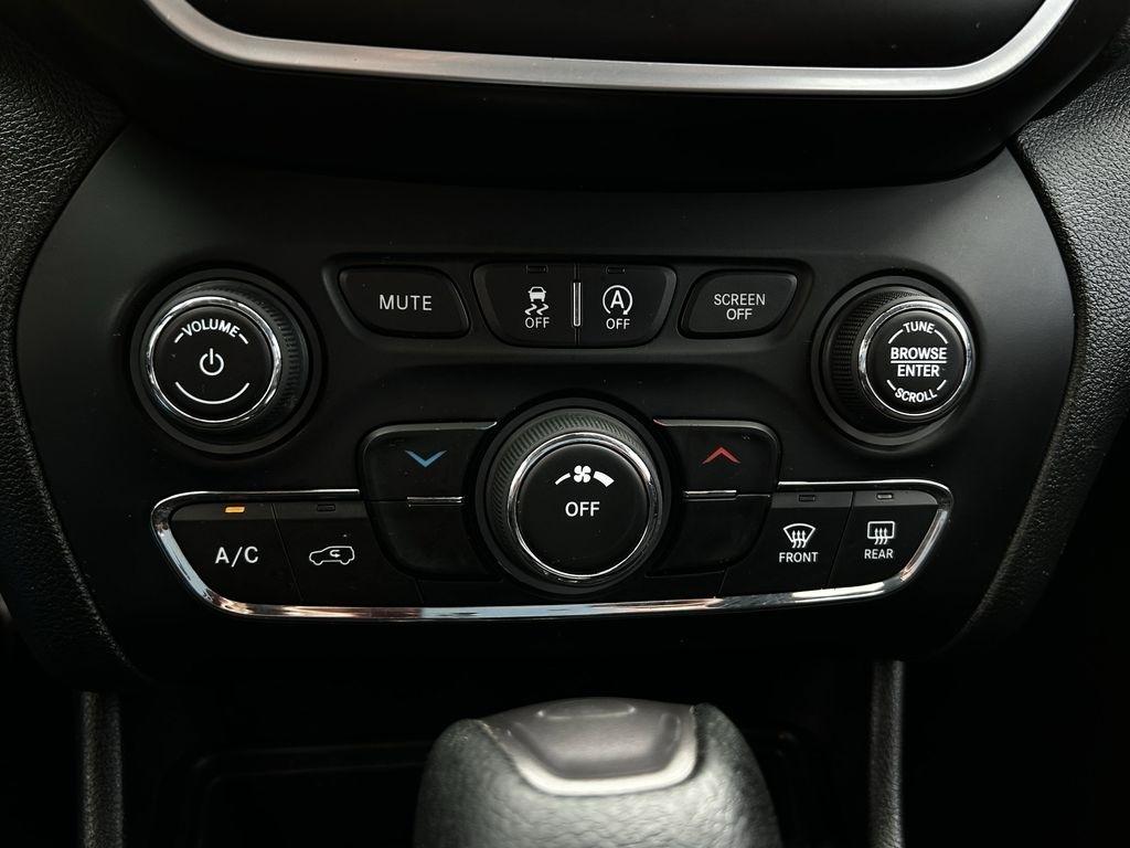 Jeep Cherokee Latitude FWD 2020