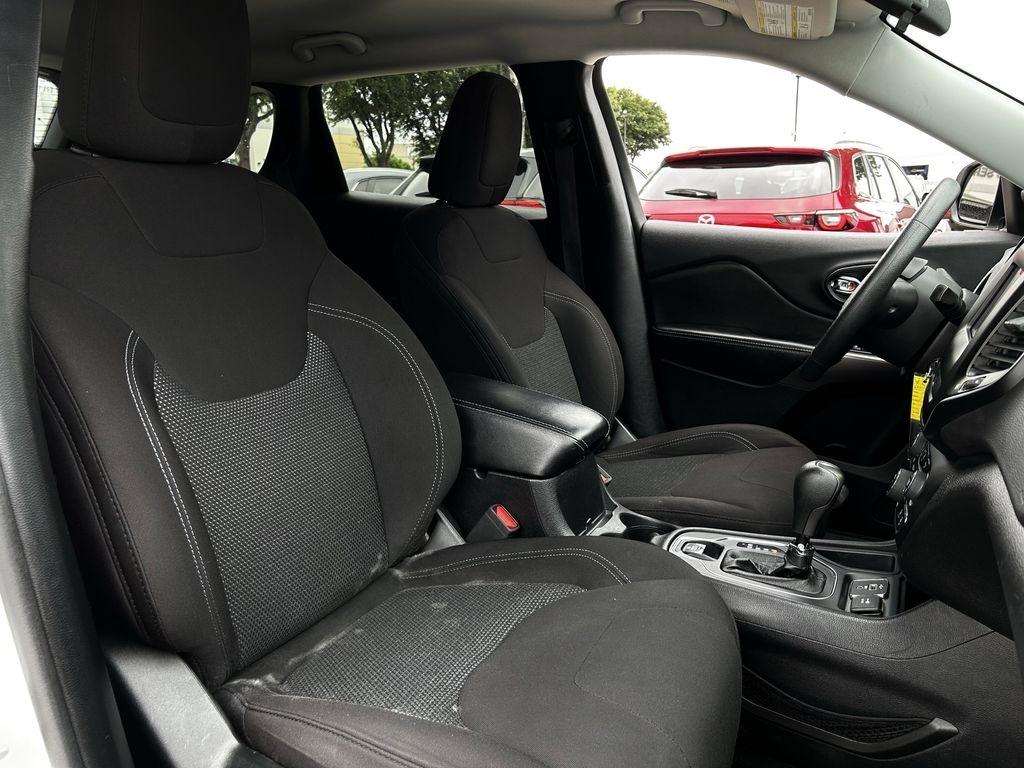 Jeep Cherokee Latitude FWD 2020