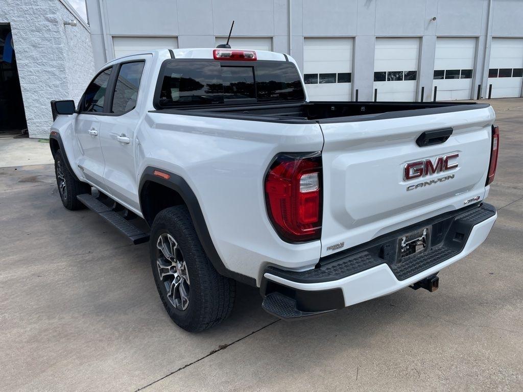 GMC Canyon AT4 Crew Cab 4WD 2024