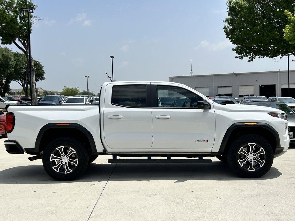GMC Canyon AT4 Crew Cab 4WD 2024