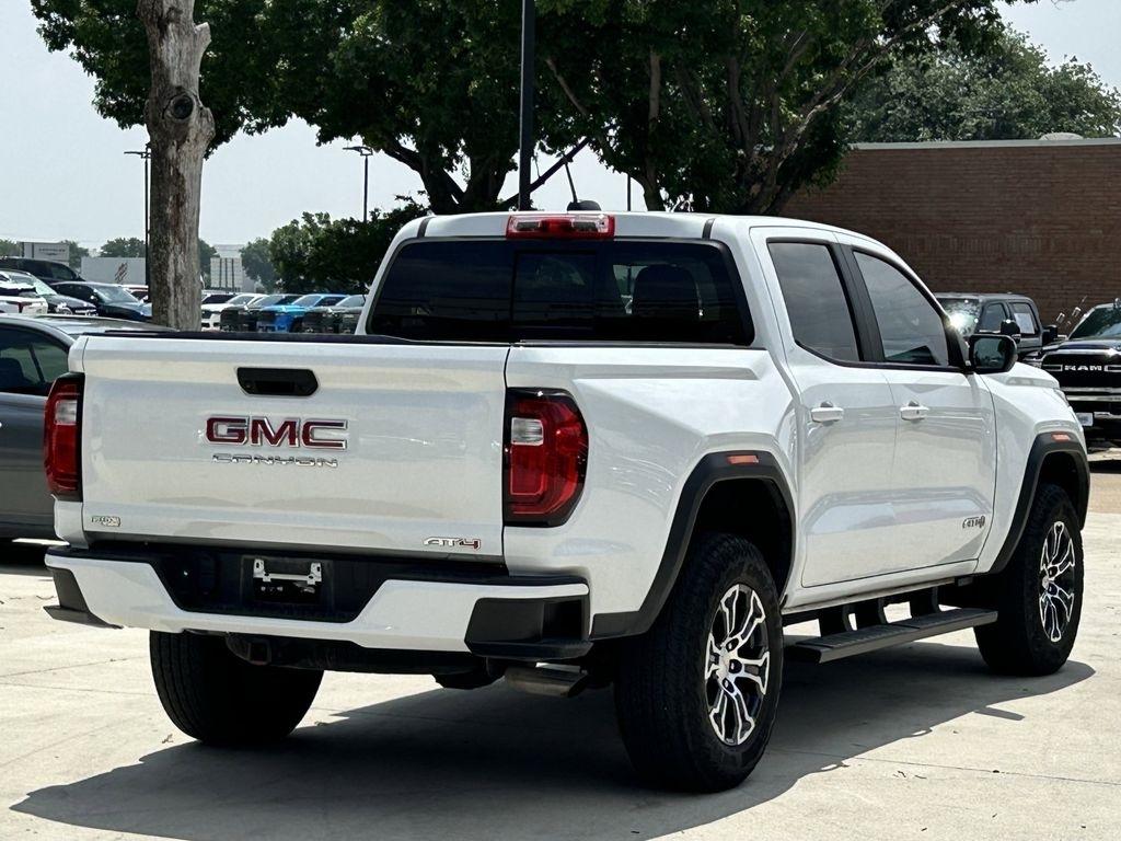 GMC Canyon AT4 Crew Cab 4WD 2024