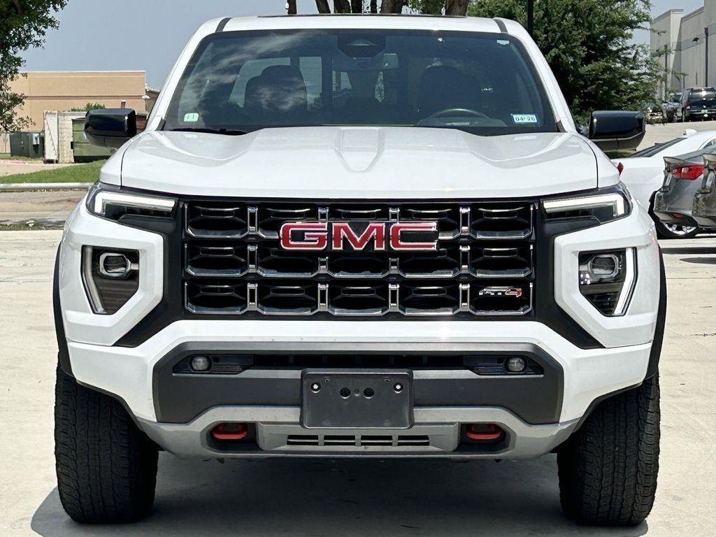 GMC Canyon AT4 Crew Cab 4WD 2024