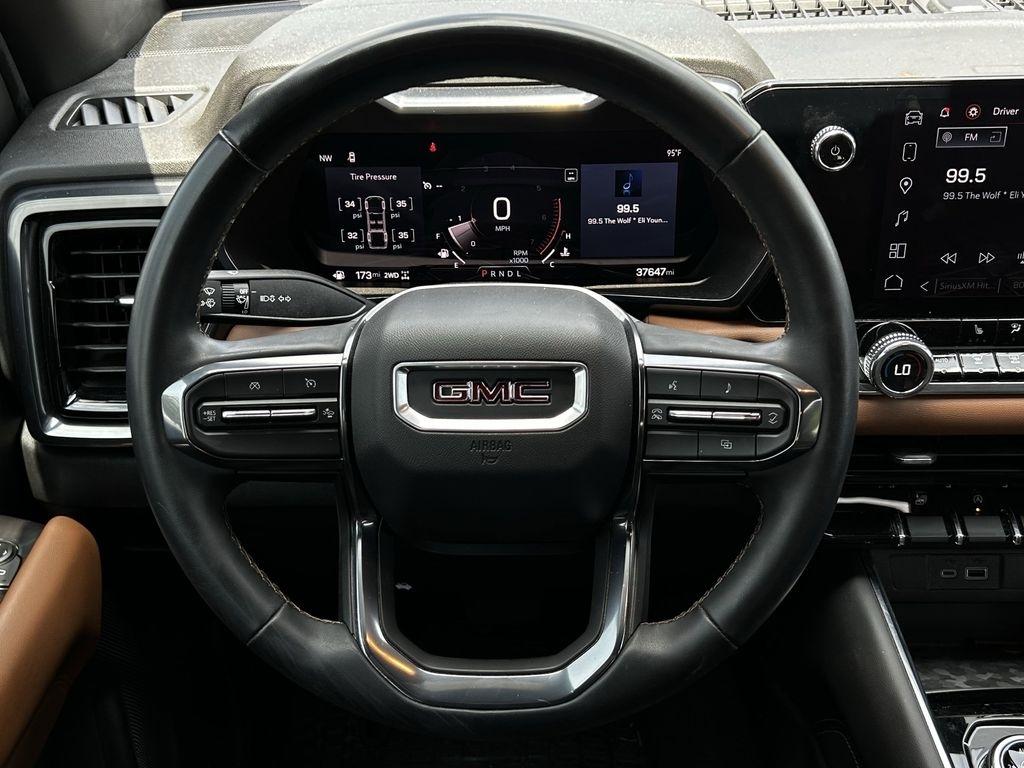 GMC Canyon AT4 Crew Cab 4WD 2024