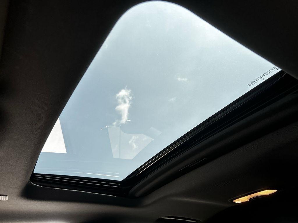 GMC Canyon AT4 Crew Cab 4WD 2024