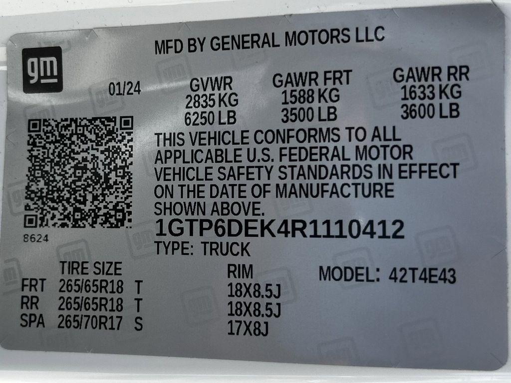 GMC Canyon AT4 Crew Cab 4WD 2024