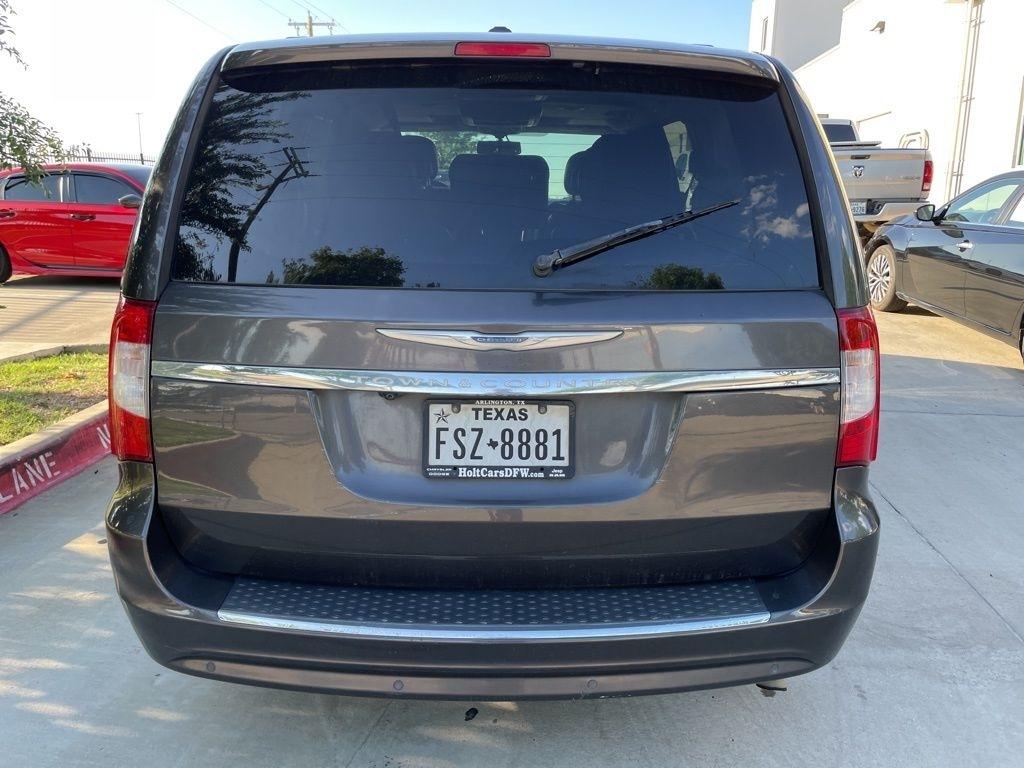 Chrysler Town & Country Touring-L 2015