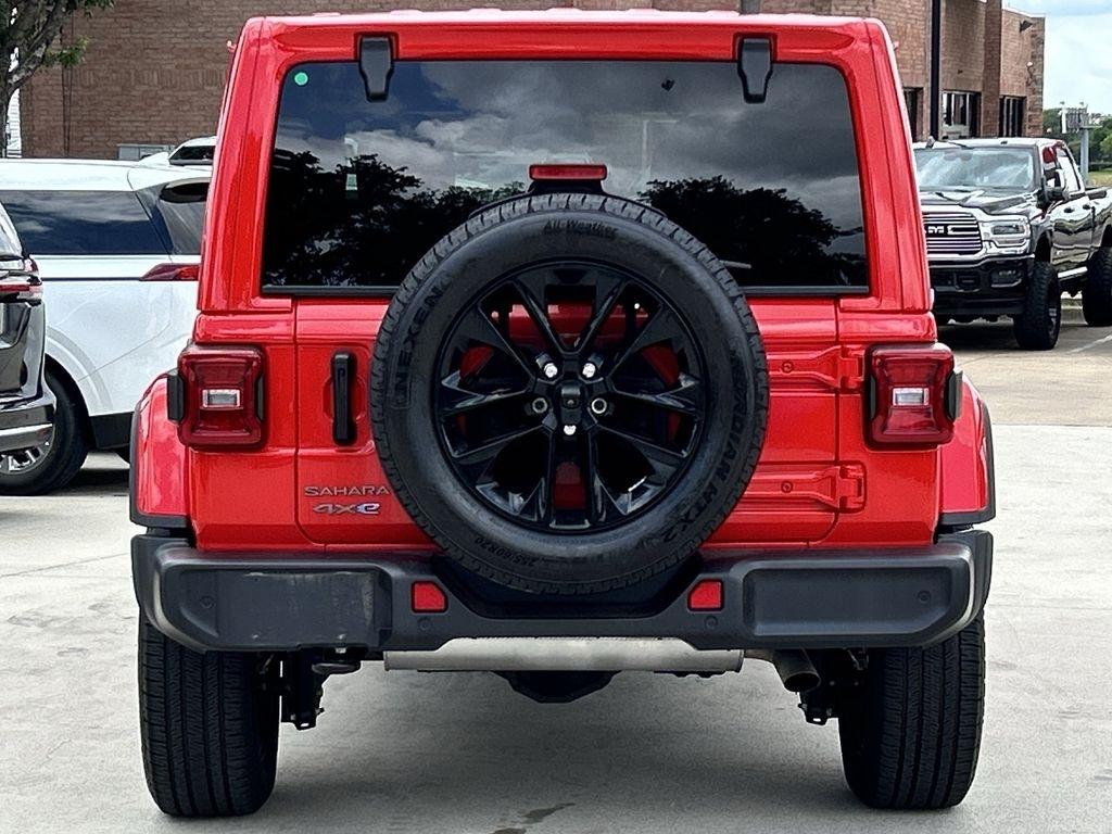 Jeep Wrangler 4xe Sahara 2025