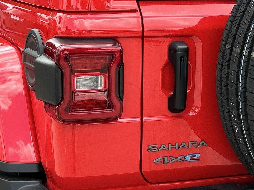 Jeep Wrangler 4xe Sahara 2025