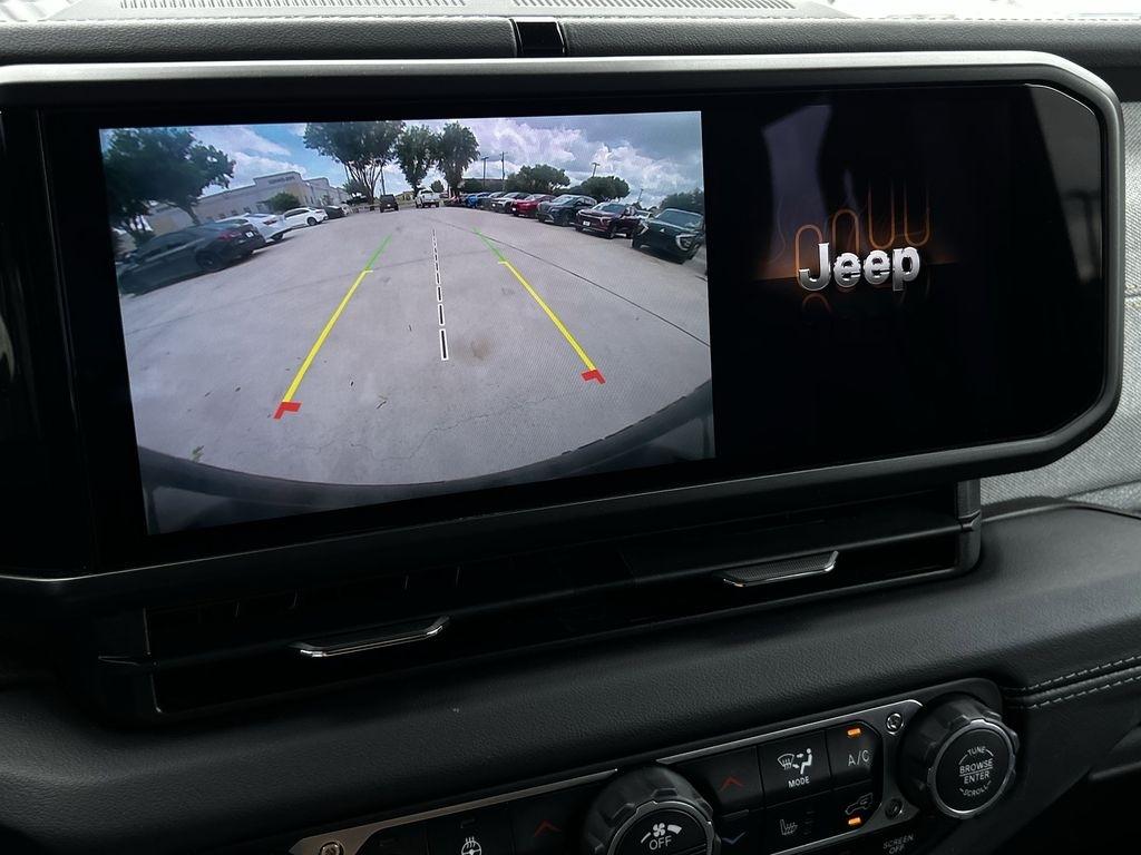 Jeep Wrangler 4xe Sahara 2025