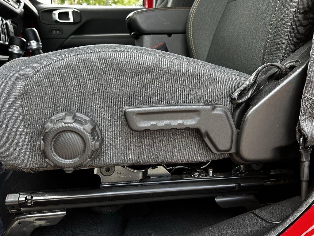 Jeep Wrangler 4xe Sahara 2025