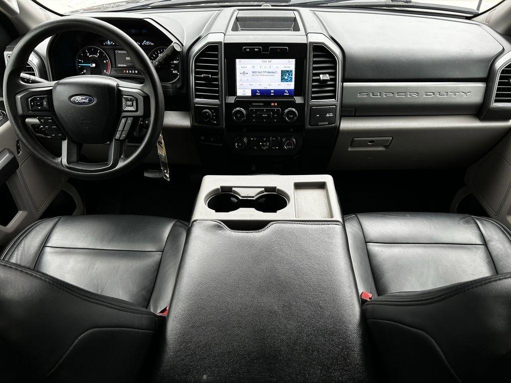 Ford F-250 SD XLT Crew Cab 4WD 2021