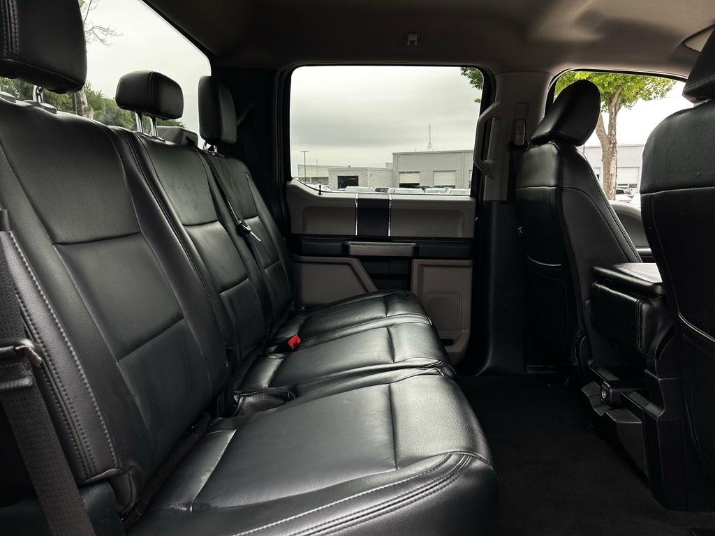 Ford F-250 SD XLT Crew Cab 4WD 2021