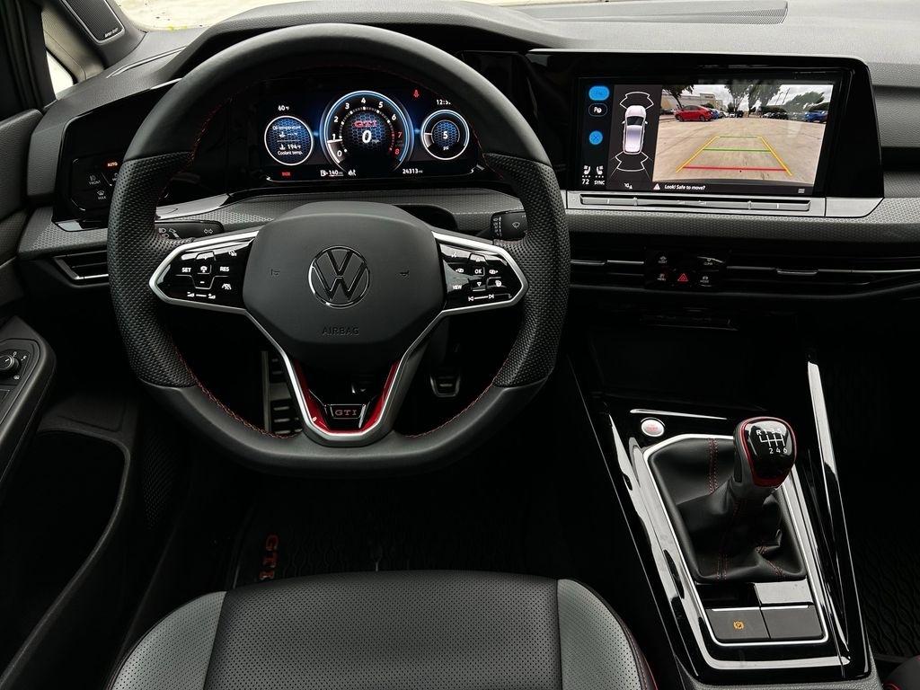 Volkswagen Golf GTI Autobahn 6M 2024