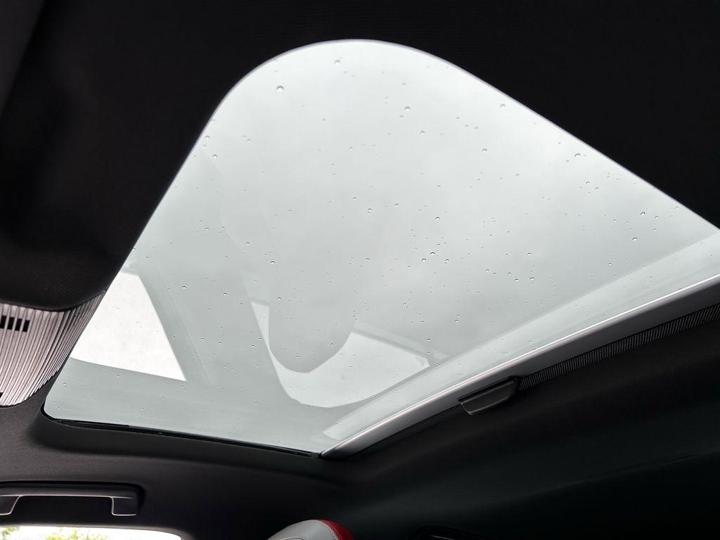 Volkswagen Golf GTI Autobahn 6M 2024