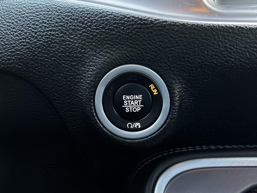 Dodge Challenger GT 2022