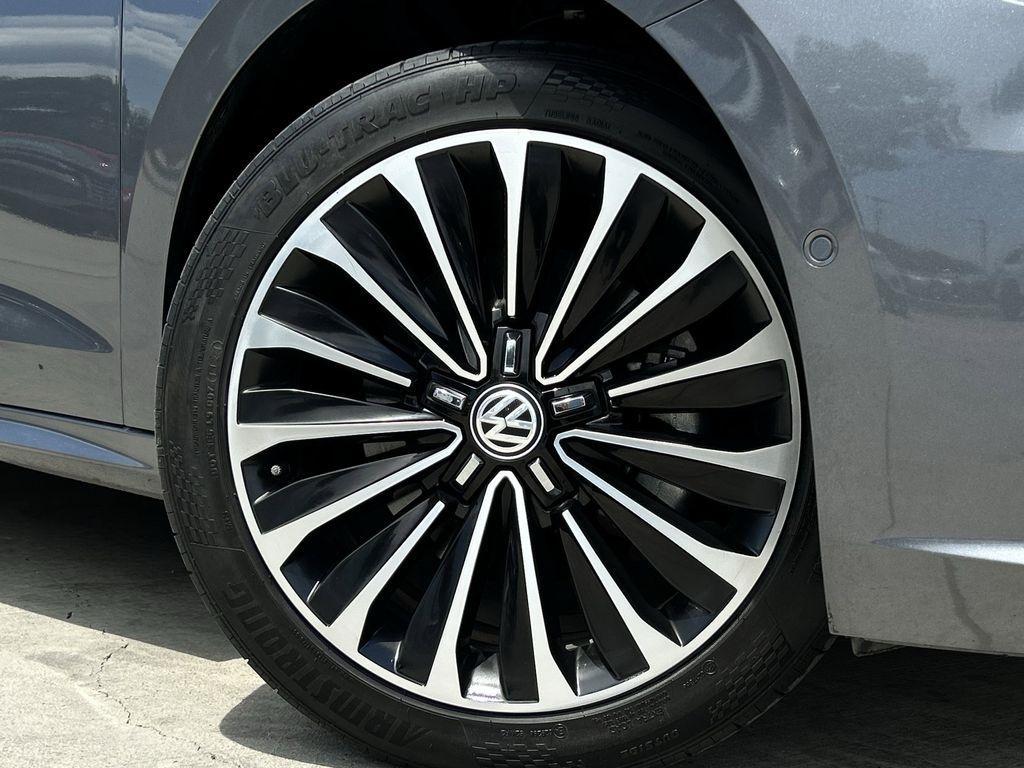 Volkswagen Passat Highline 2022