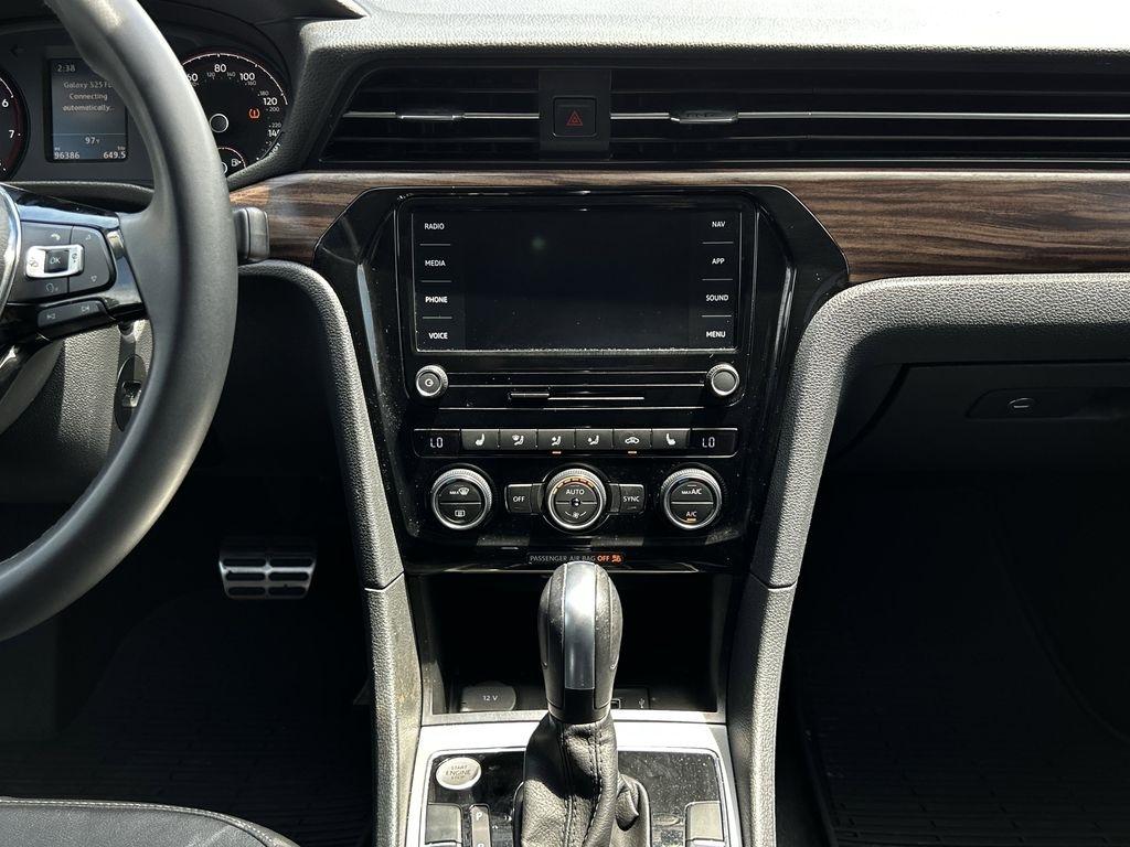 Volkswagen Passat Highline 2022
