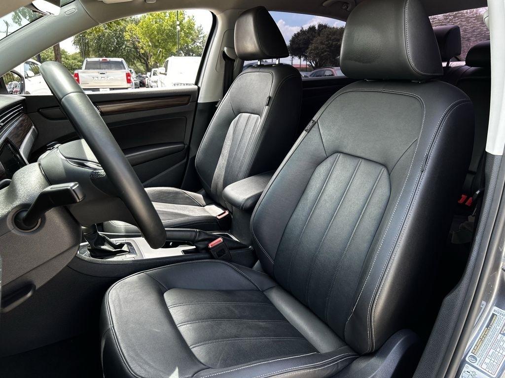 Volkswagen Passat Highline 2022