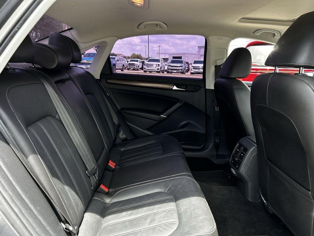 Volkswagen Passat Highline 2022