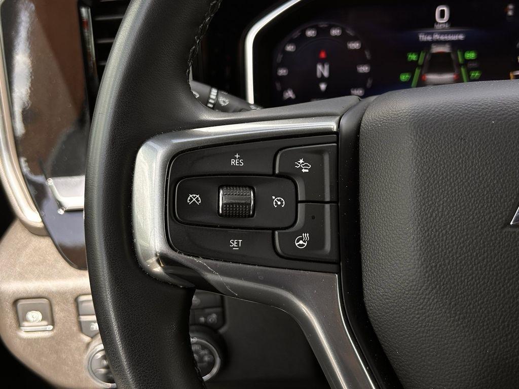 Chevrolet Silverado 2500HD LT Crew Cab Long Box 4WD 2025