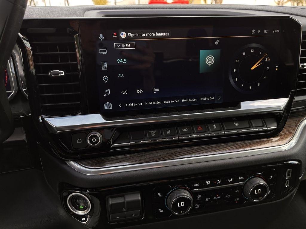 Chevrolet Silverado 2500HD LT Crew Cab Long Box 4WD 2025