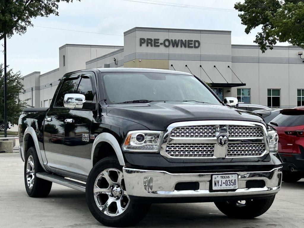 RAM 1500 Laramie Crew Cab SWB 2WD 2014