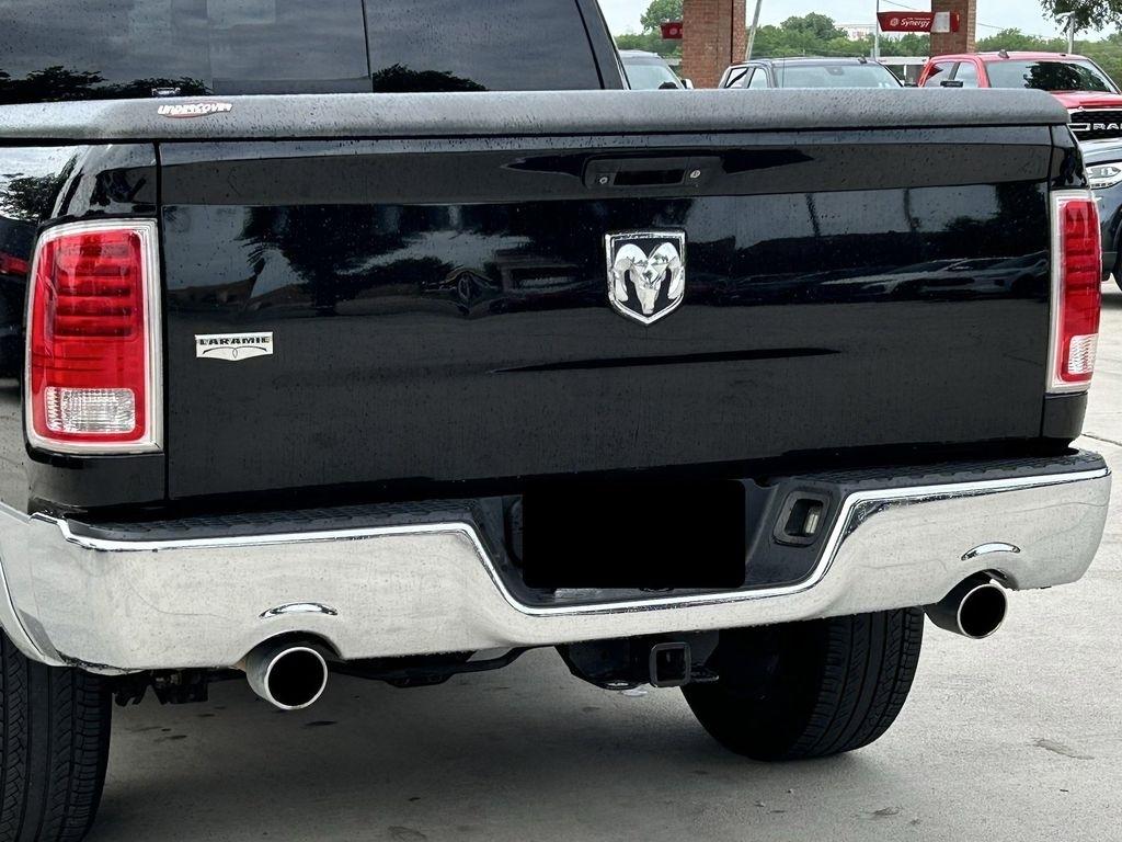 RAM 1500 Laramie Crew Cab SWB 2WD 2014