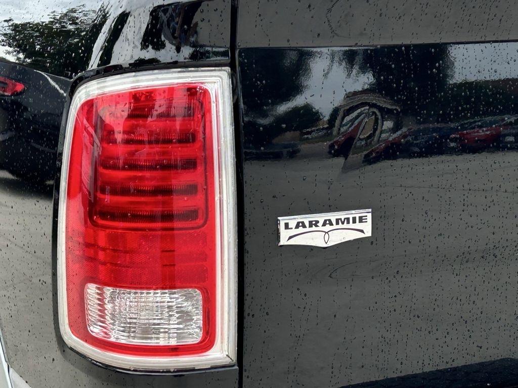 RAM 1500 Laramie Crew Cab SWB 2WD 2014