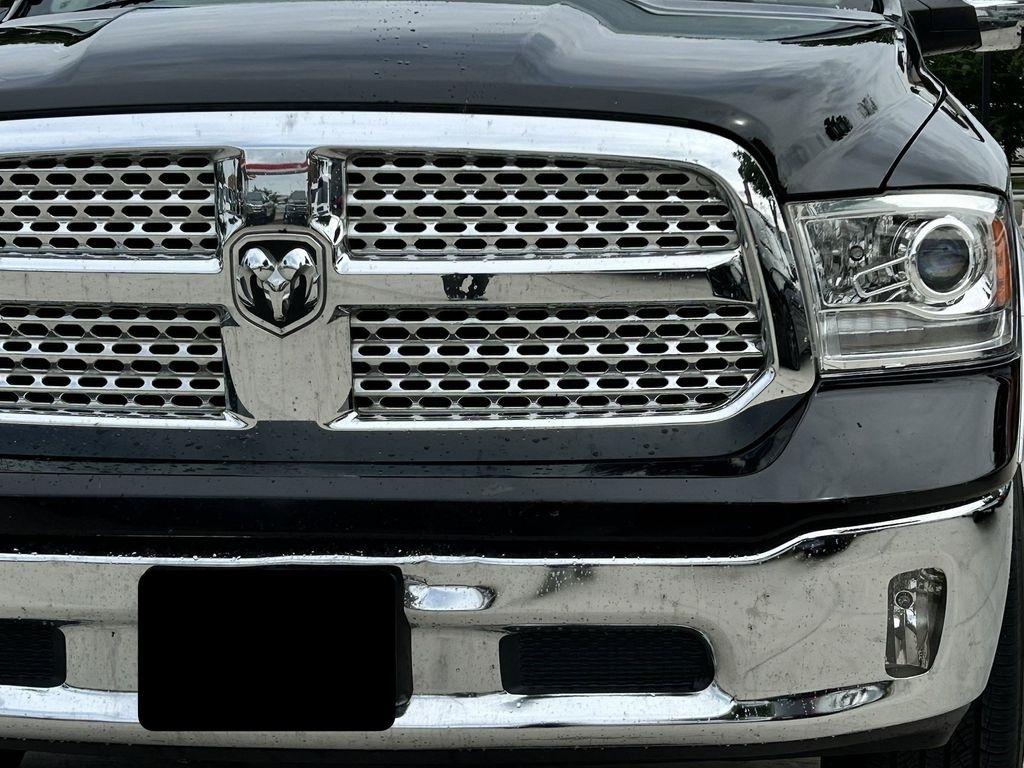 RAM 1500 Laramie Crew Cab SWB 2WD 2014