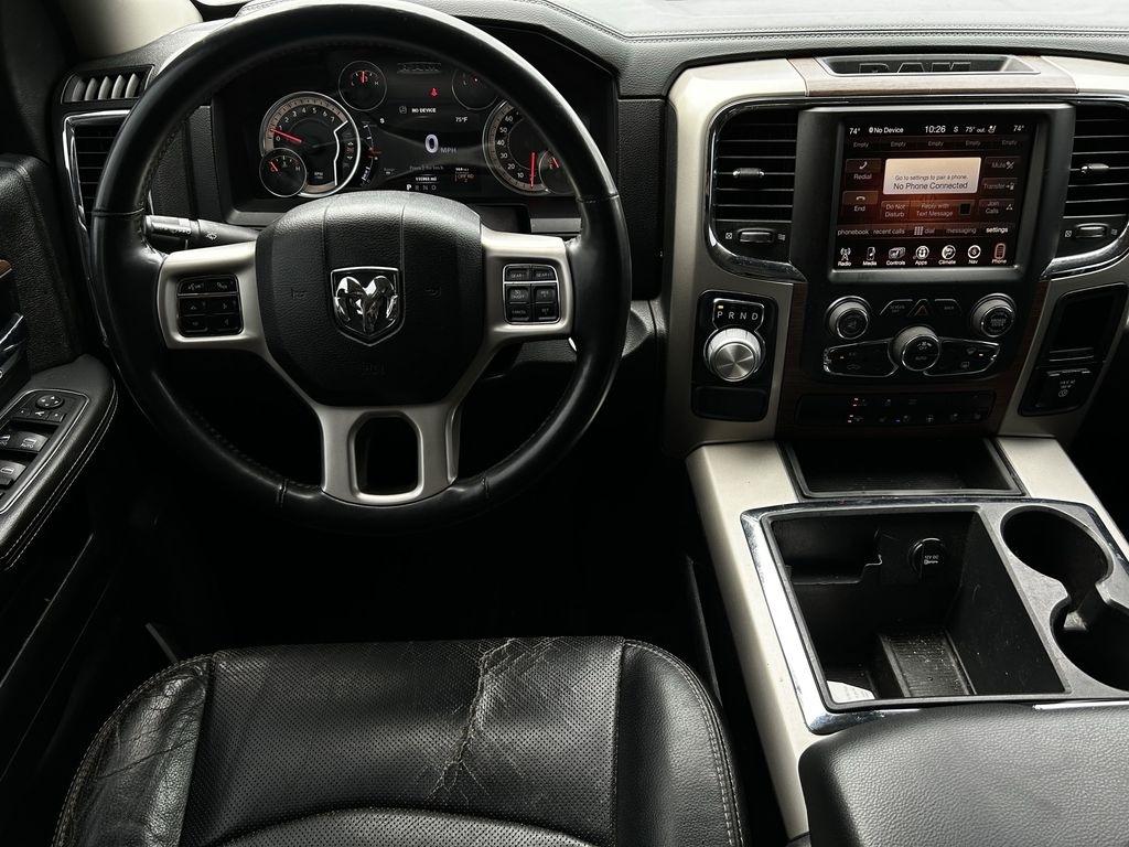 RAM 1500 Laramie Crew Cab SWB 2WD 2014