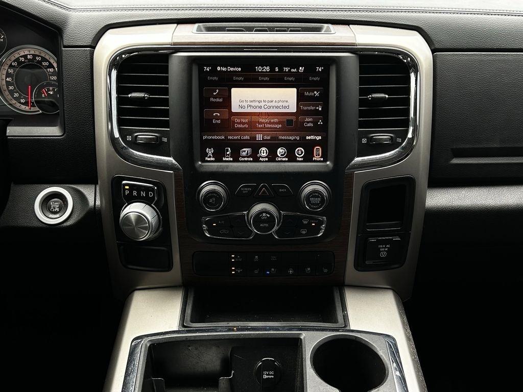 RAM 1500 Laramie Crew Cab SWB 2WD 2014