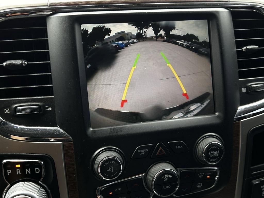 RAM 1500 Laramie Crew Cab SWB 2WD 2014