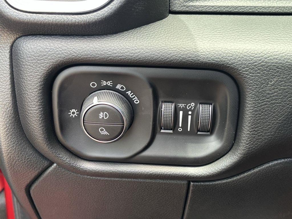 RAM 2500 Laramie Mega Cab 4WD 2026
