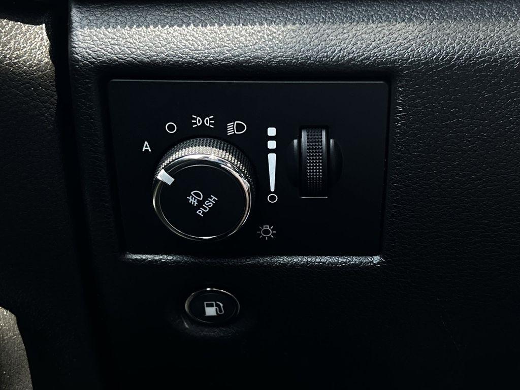 Jeep Grand Cherokee Limited 2WD 2021