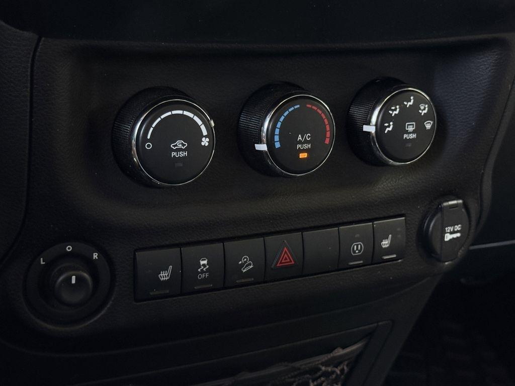 Jeep Wrangler JK Unlimited Sahara 4WD 2018