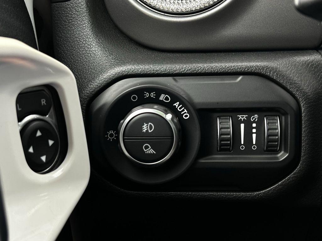 Jeep Gladiator Sport 2021