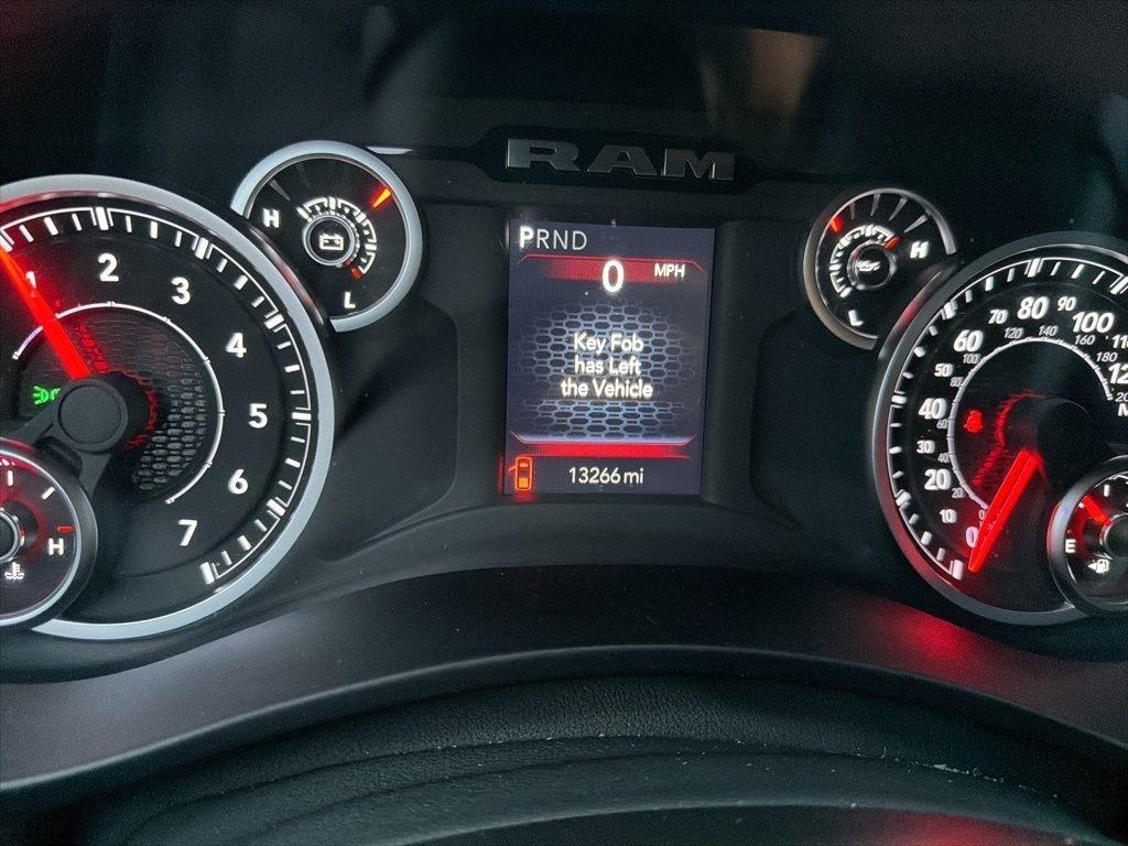RAM 2500 Tradesman Crew Cab SWB 4WD 2025