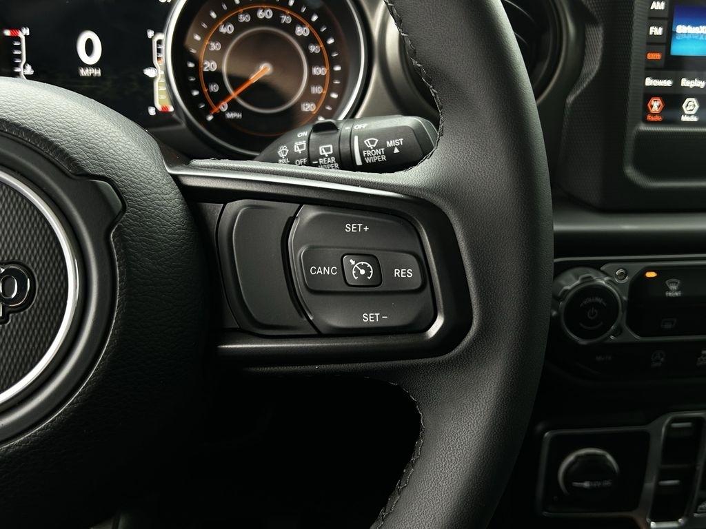 Jeep Wrangler Unlimited Sport Altitude 2023
