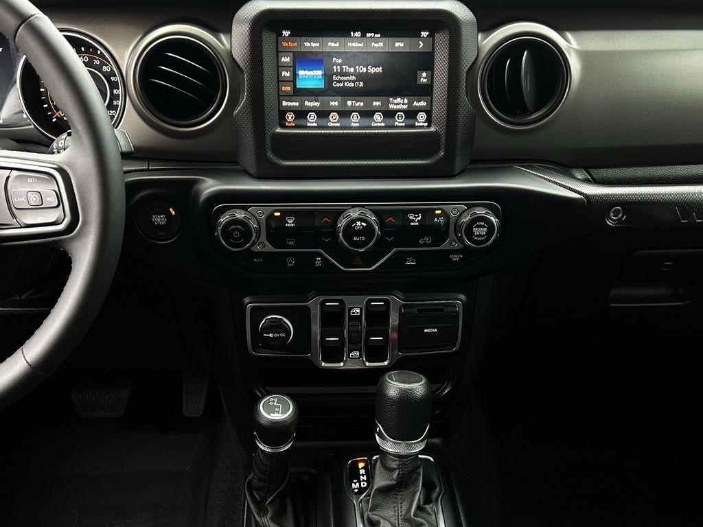 Jeep Wrangler Unlimited Sport Altitude 2023