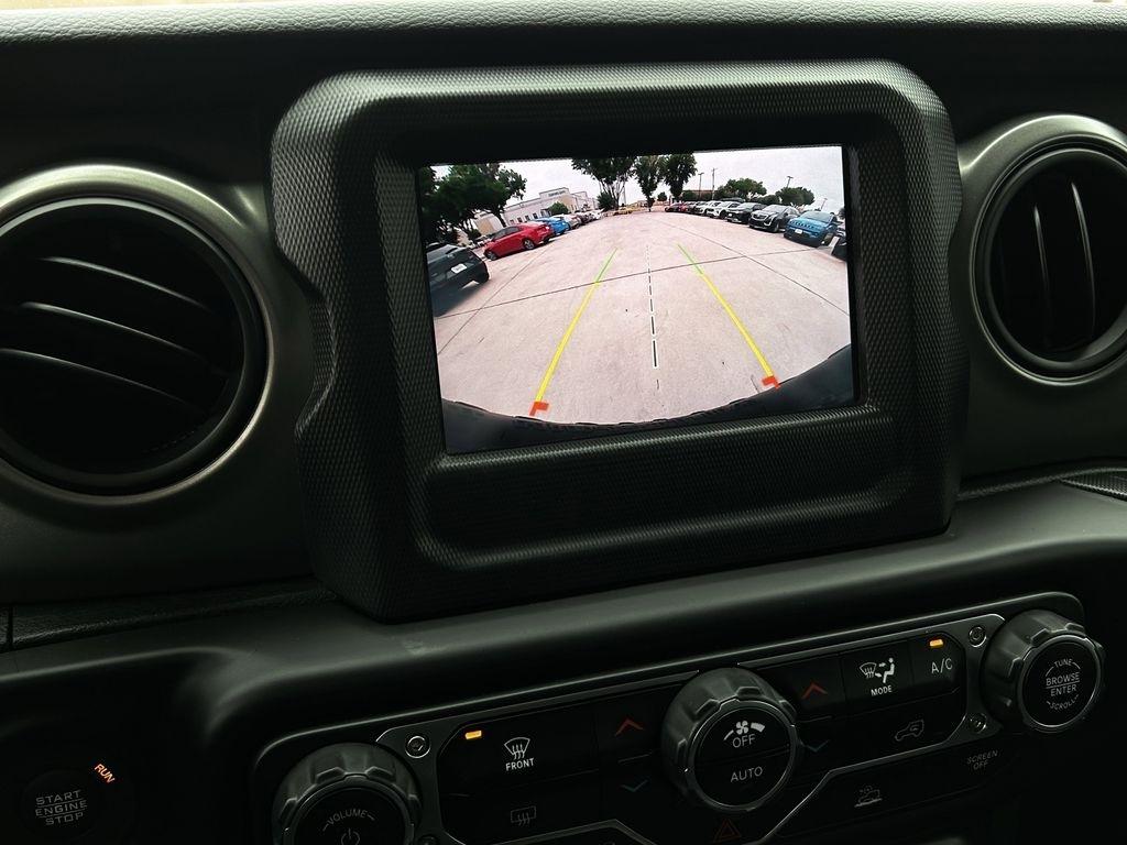 Jeep Wrangler Unlimited Sport Altitude 2023