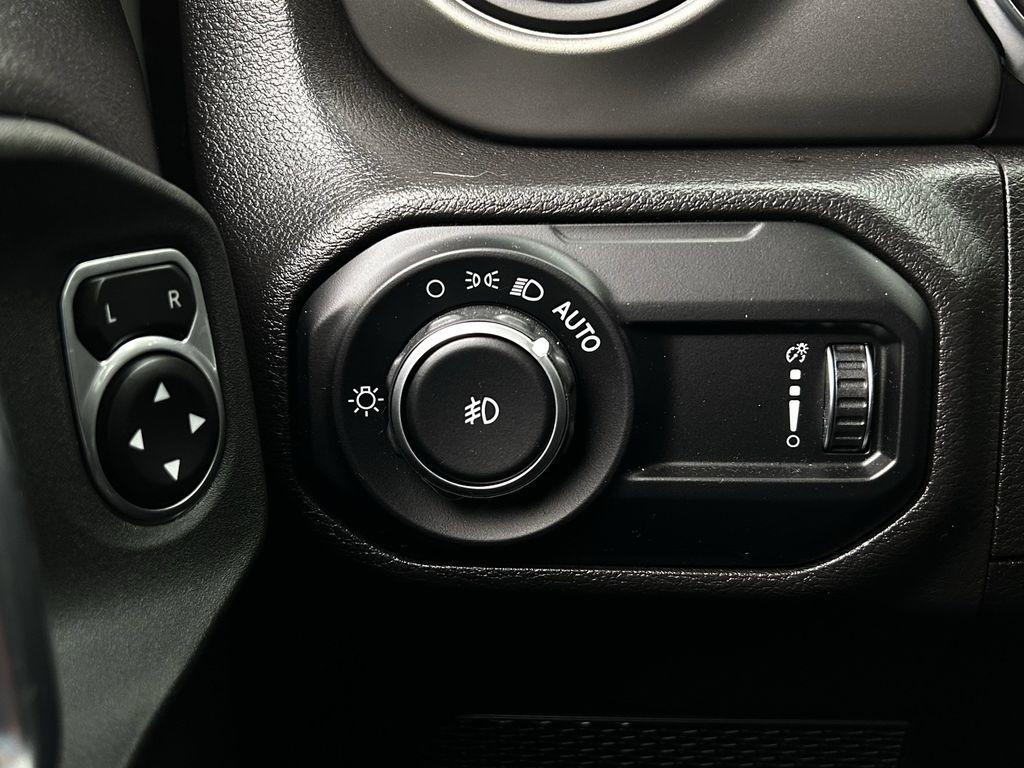Jeep Wrangler Unlimited Sport Altitude 2023
