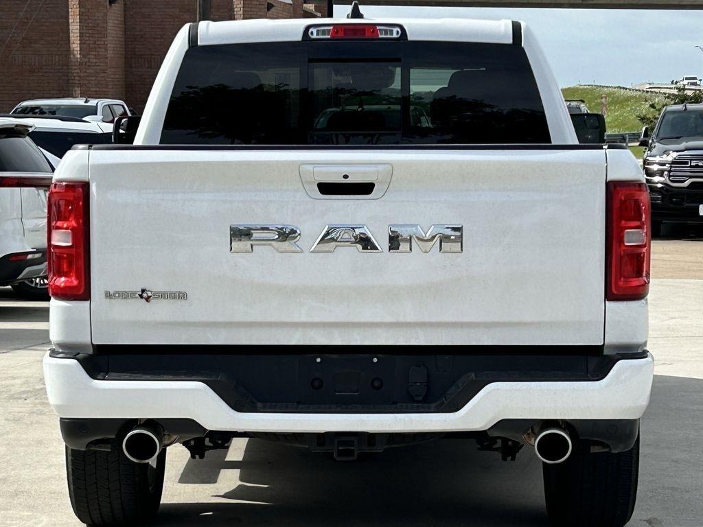 RAM 1500 Lone Star Crew Cab SB 2WD 2026